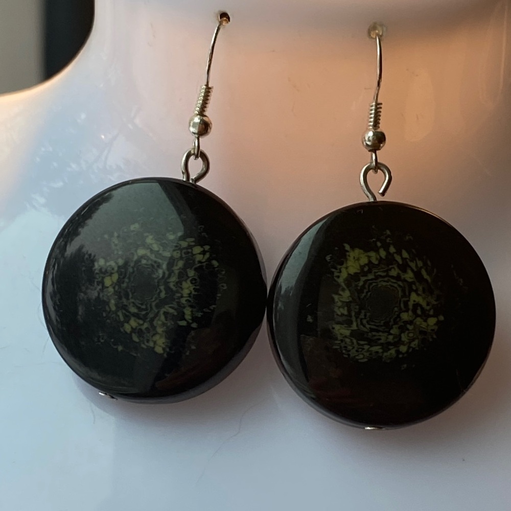 Black and silver round lucite pierced Earrings
